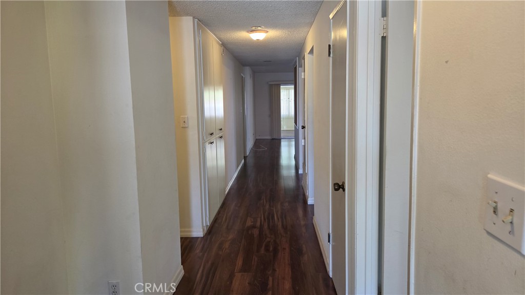 19340 Oak Crossing Road Newhall, CA 91321 - Photo 2 of 28