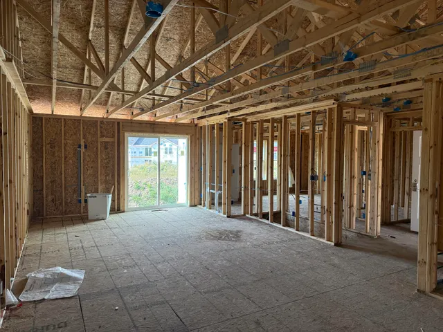 $374,667 | N162-w21835 Poppy Road, Jackson, WI 53037