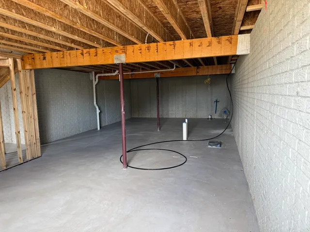 $374,667 | N162-w21835 Poppy Road, Jackson, WI 53037