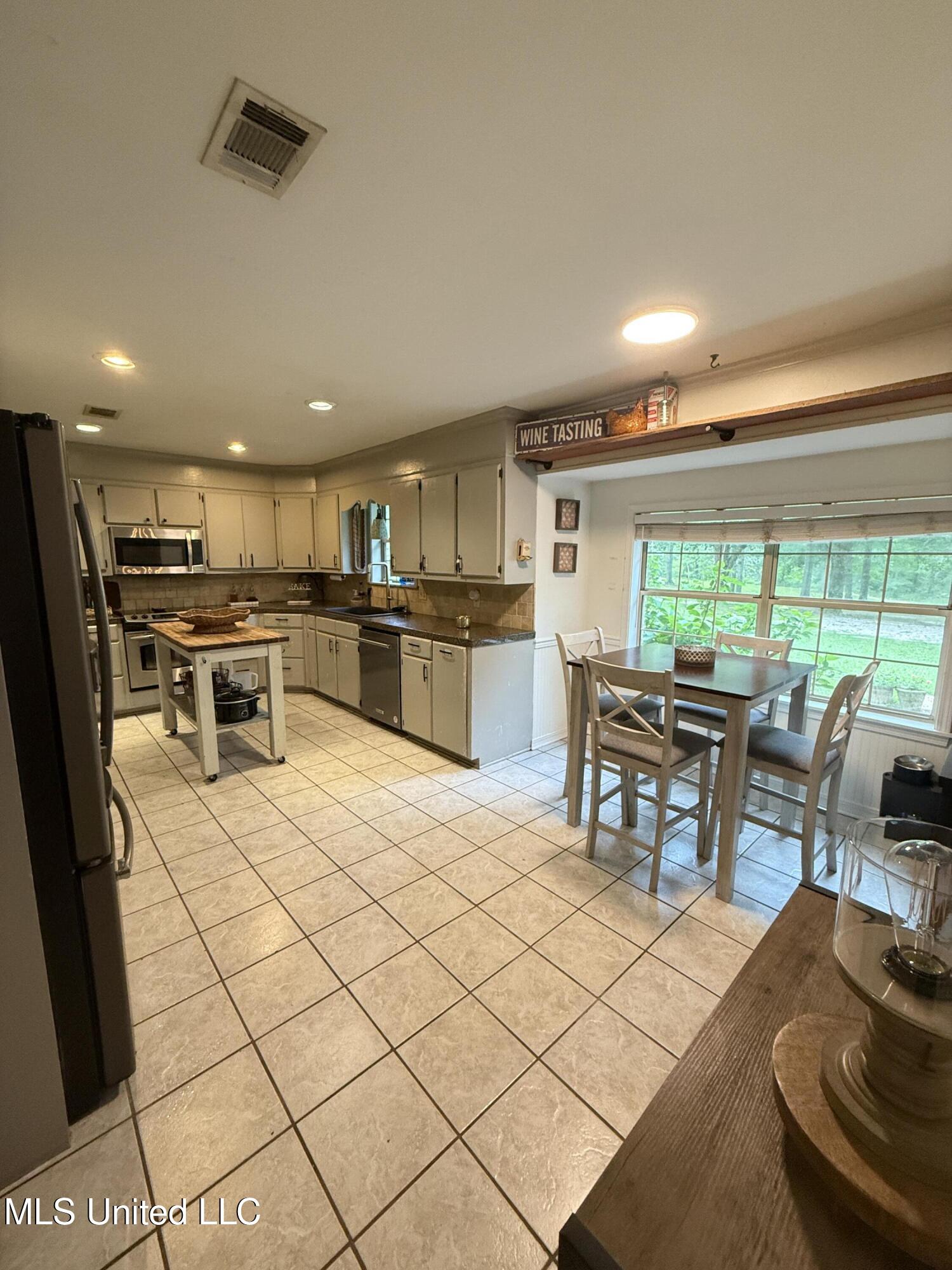 163 Deer Run Road Magee, MS 39111 - Photo 14 of 34 IMG_8227