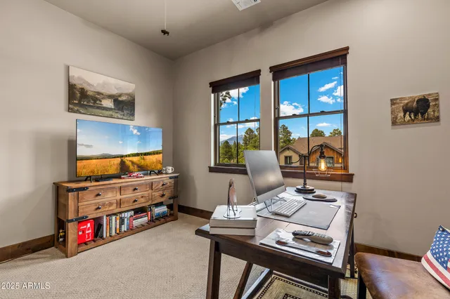 $975,000 | 4445 West Arabian Trail, Flagstaff, AZ 86005
