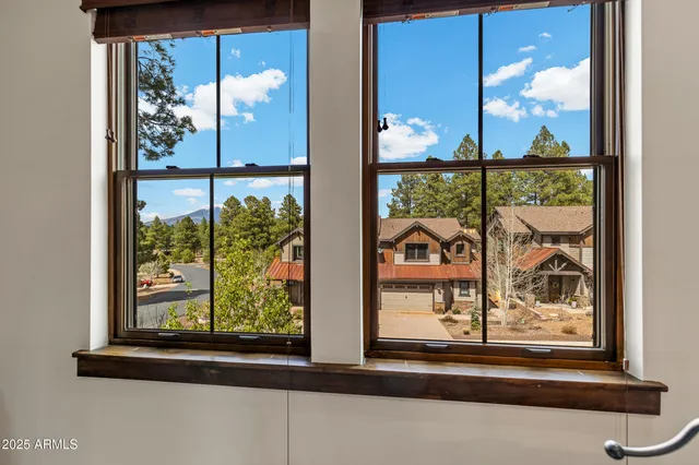 $975,000 | 4445 West Arabian Trail, Flagstaff, AZ 86005