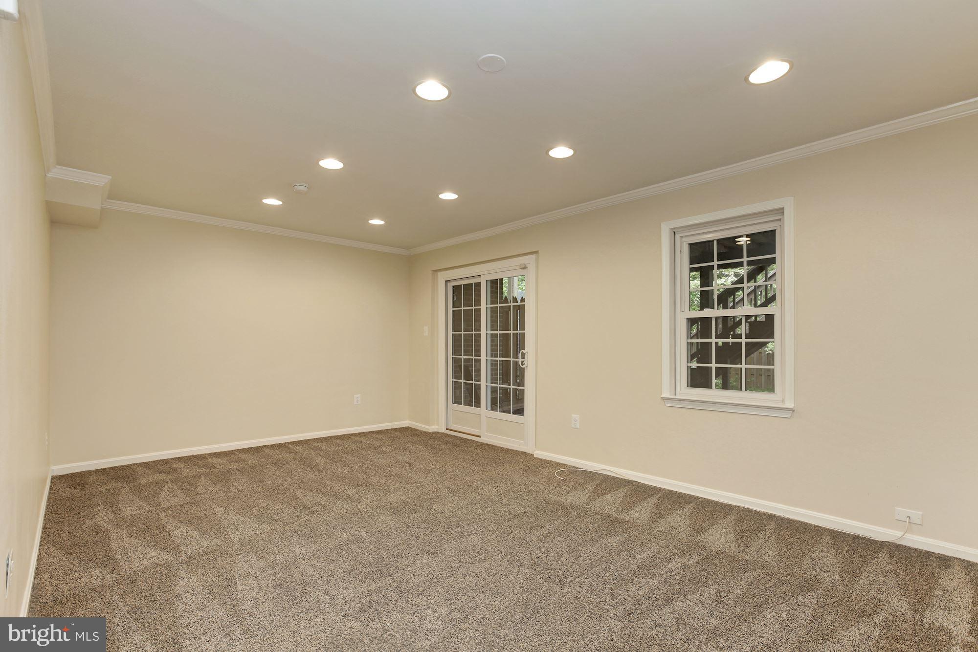 7344 Greentree Road Bethesda, MD 20817 - Photo 23 of 32 Gallery Image 23