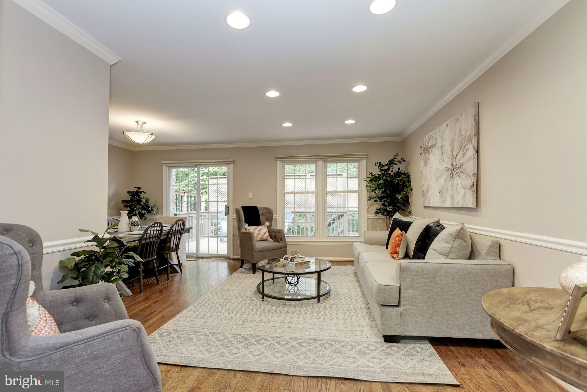 7344 Greentree Road Bethesda, MD 20817 - Photo 5 of 32 Gallery Image 5