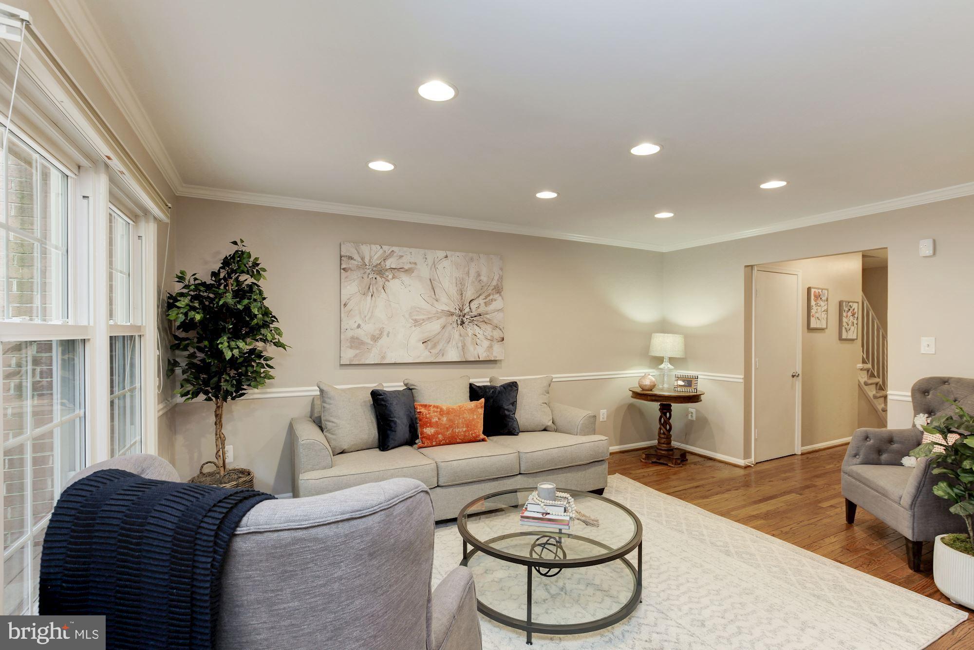 7344 Greentree Road Bethesda, MD 20817 - Photo 6 of 32 Gallery Image 6