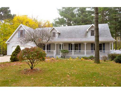 51556 Chestnut Road Granger, IN 46530 - Photo 1 of 12 Gallery Image 1