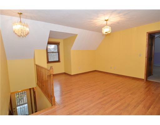 51556 Chestnut Road Granger, IN 46530 - Photo 7 of 12 Gallery Image 7