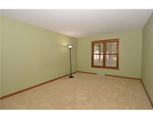 51556 Chestnut Road Granger, IN 46530 - Photo 8 of 12 Gallery Image 8