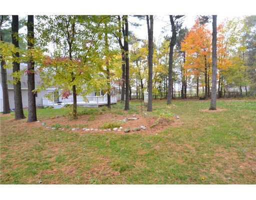 51556 Chestnut Road Granger, IN 46530 - Photo 10 of 12 Gallery Image 10