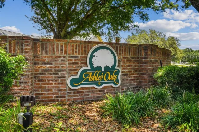 $410,000 | 10320 Ashley Oaks Drive, Riverview, FL 33578