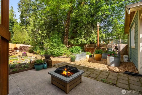 $955,000 | 11837 Venice Loop Northeast, Bainbridge Island, WA 98110
