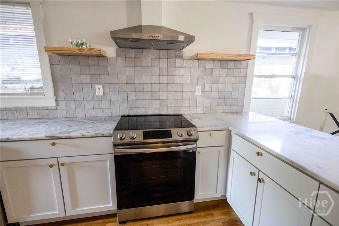 731 East 34th Street Savannah, GA 31401 - Photo 13 of 26