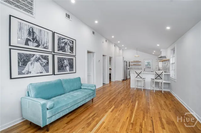 $2,200 | 731 East 34th Street, Savannah, GA 31401