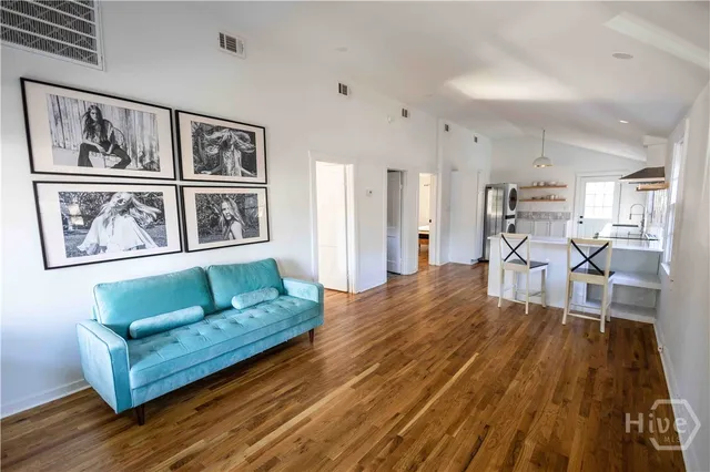 $2,200 | 731 East 34th Street, Savannah, GA 31401