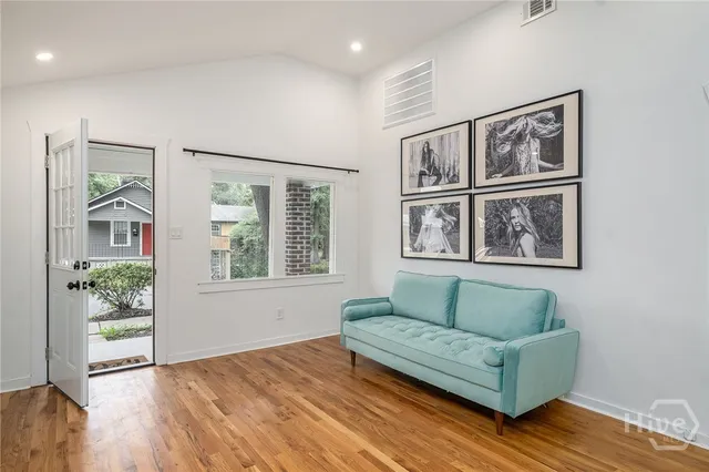 $2,200 | 731 East 34th Street, Savannah, GA 31401