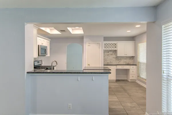 $2,300 | 7423 Belmont Place, San Antonio, TX 78240