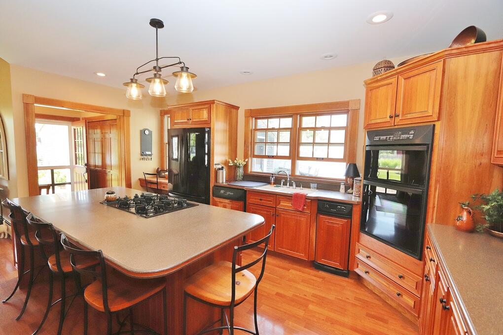 207 6th Street Bangor, ME 04401 - Photo 17 of 41 IMG_4704 (Copy)