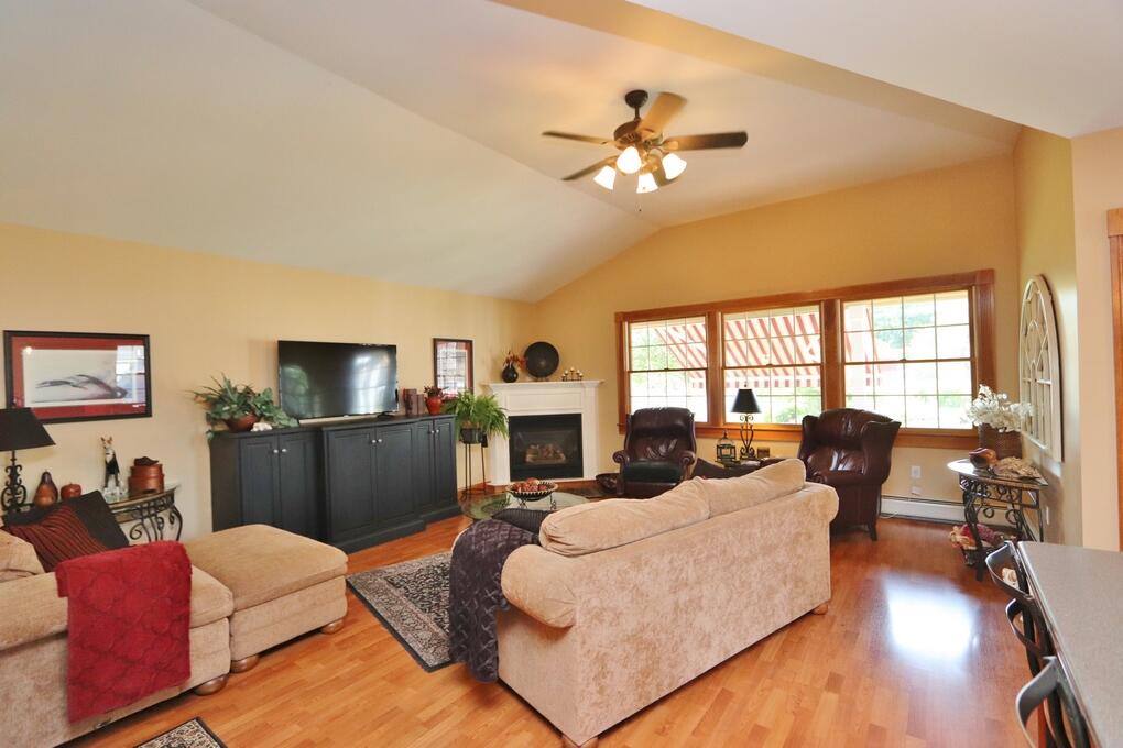 207 6th Street Bangor, ME 04401 - Photo 19 of 41 IMG_4689 (Copy)