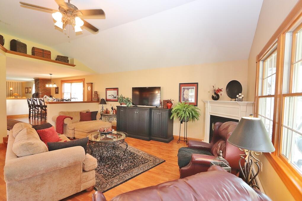 207 6th Street Bangor, ME 04401 - Photo 22 of 41 IMG_4706 (Copy)