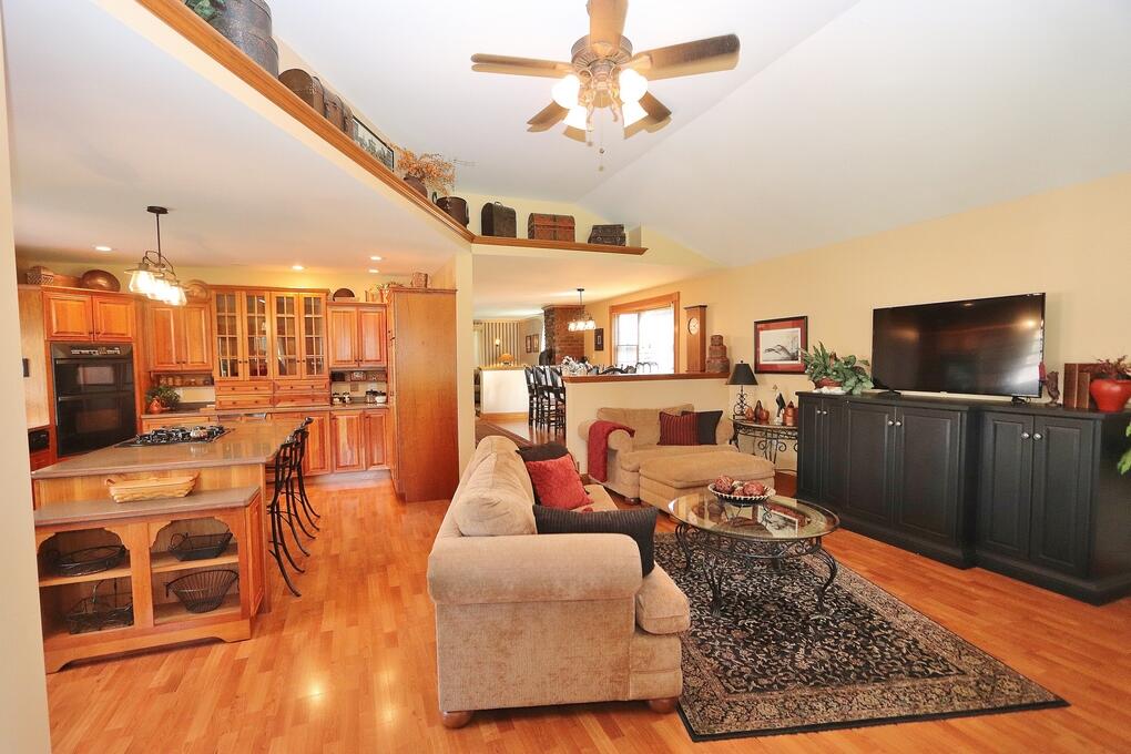 207 6th Street Bangor, ME 04401 - Photo 23 of 41 IMG_4708 (Copy)