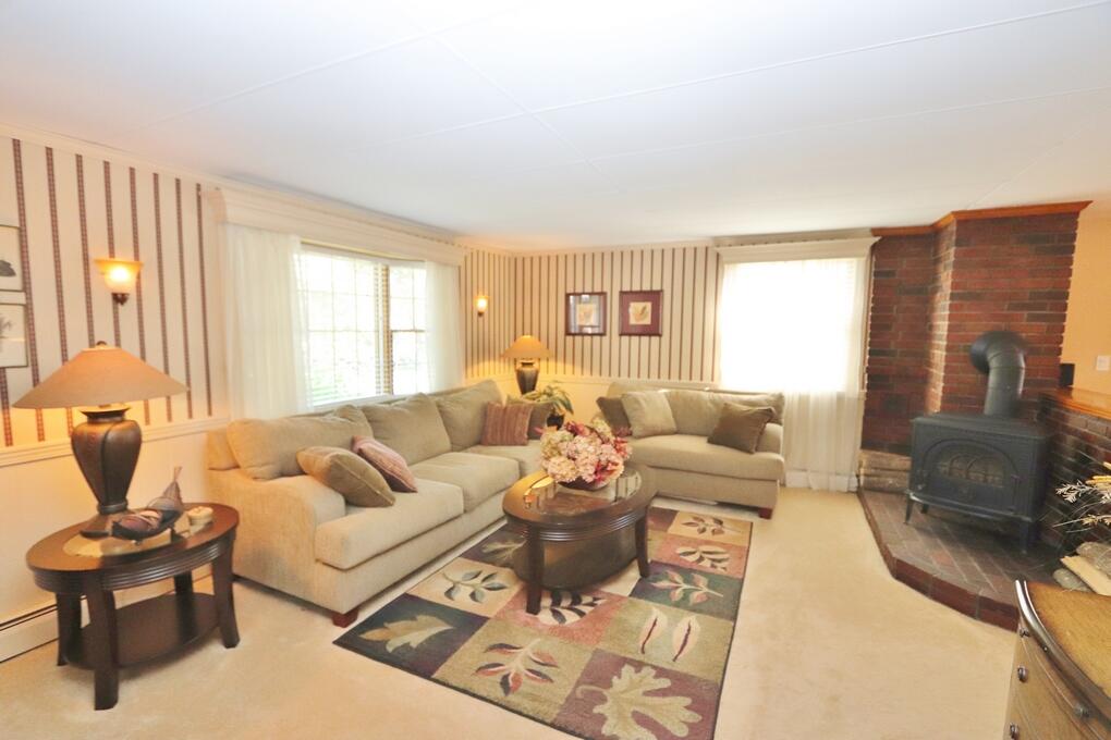 207 6th Street Bangor, ME 04401 - Photo 27 of 41 IMG_4719 (Copy)