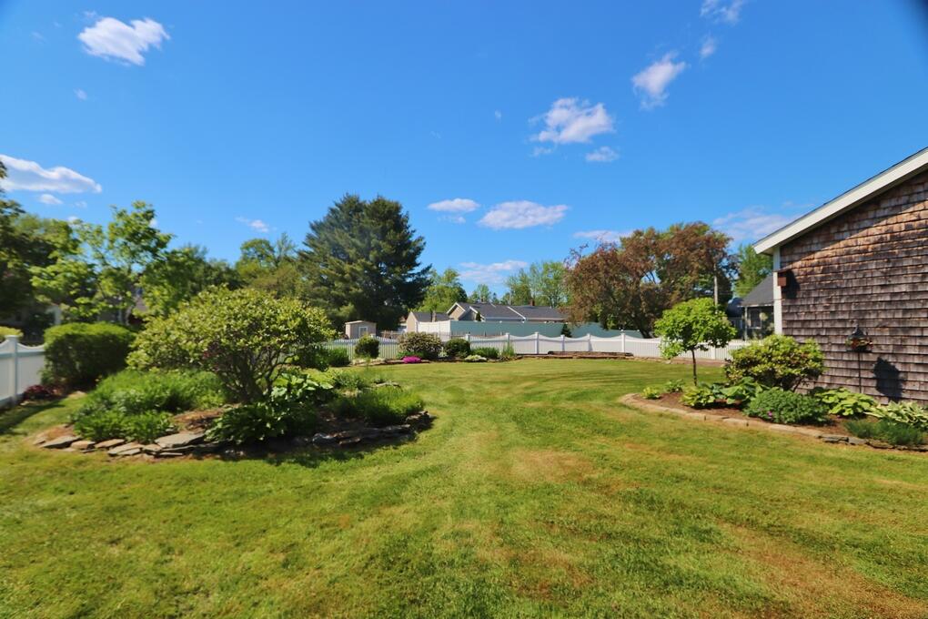 207 6th Street Bangor, ME 04401 - Photo 6 of 41 IMG_4537 (Copy)