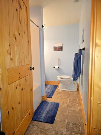 $929,000 | 300 Crawford Drive, Moneta, VA 24121