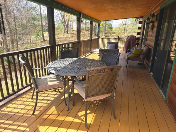 $929,000 | 300 Crawford Drive, Moneta, VA 24121