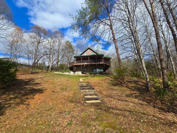 $929,000 | 300 Crawford Drive, Moneta, VA 24121