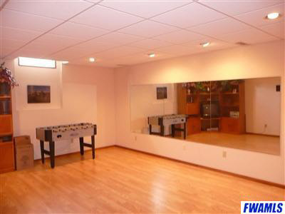 8409 Rail Fence Road Fort Wayne, IN 46835 - Photo 10 of 16