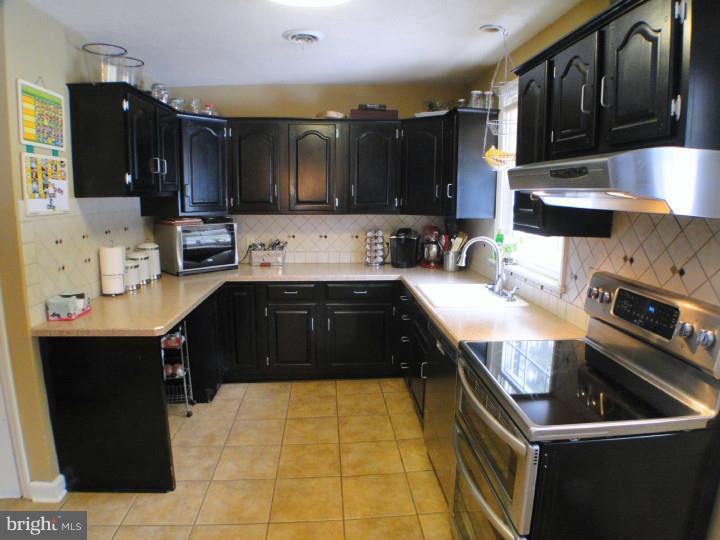516 Chambers Rock Road Landenberg, PA 19350 - Photo 3 of 25