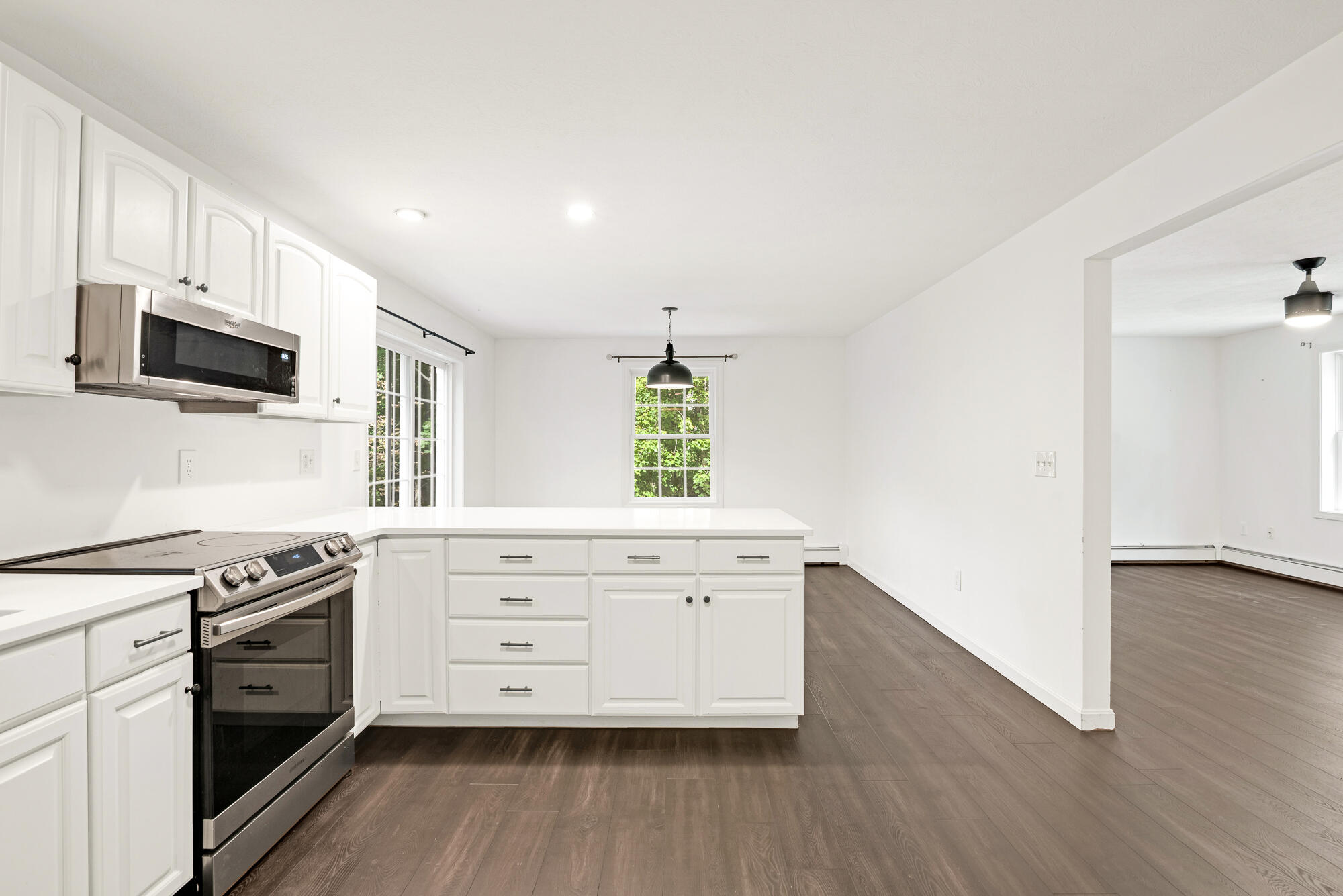 750_9305