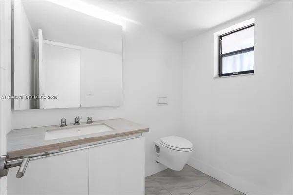 $799,000 | 3811 Northeast 166th Street, Unit 3, North Miami Beach, FL 33160