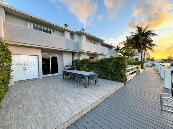 $799,000 | 3811 Northeast 166th Street, Unit 3, North Miami Beach, FL 33160