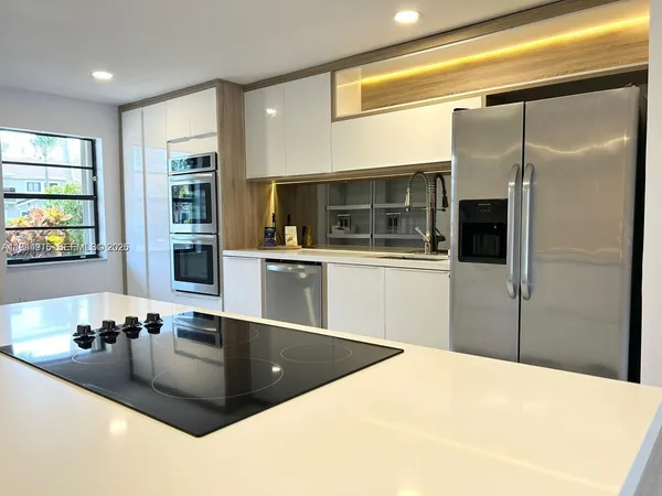 $799,000 | 3811 Northeast 166th Street, Unit 3, North Miami Beach, FL 33160