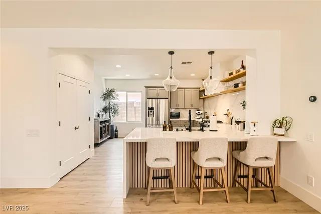 $3,000 | 2724 Mintlaw Avenue, Henderson, NV 89044