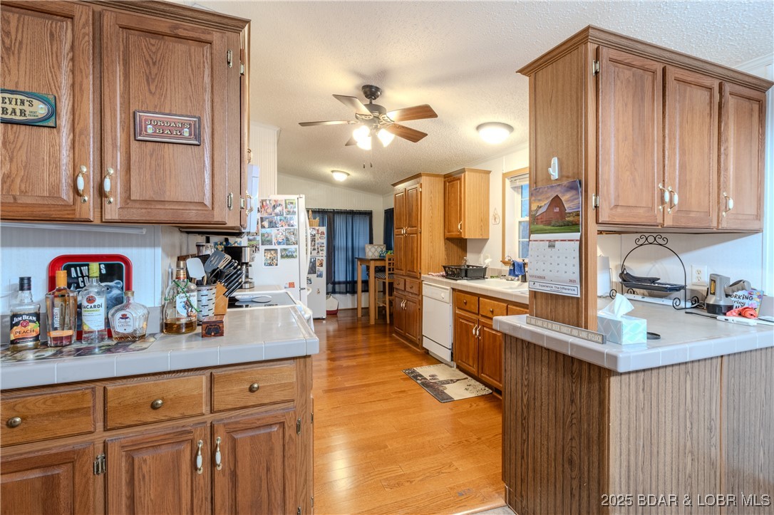 264 Oak Ridge Drive Sunrise Beach, MO 65079 - Photo 11 of 42