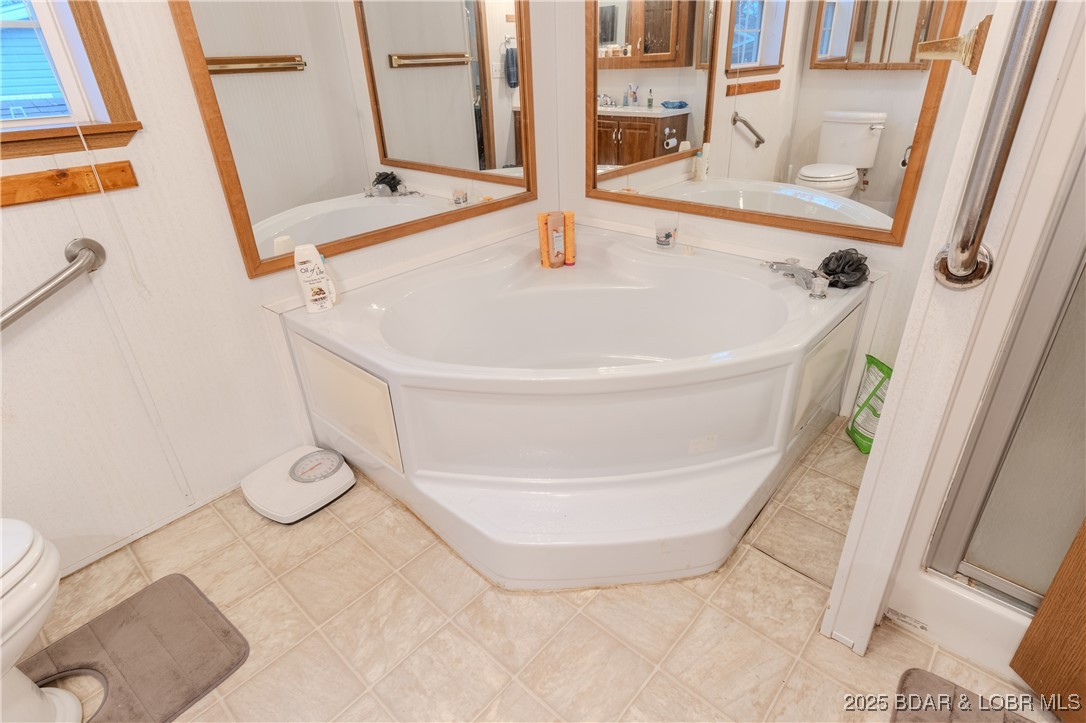 264 Oak Ridge Drive Sunrise Beach, MO 65079 - Photo 18 of 42