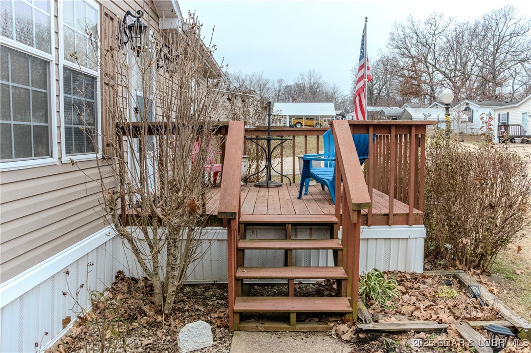 264 Oak Ridge Drive Sunrise Beach, MO 65079 - Photo 3 of 42