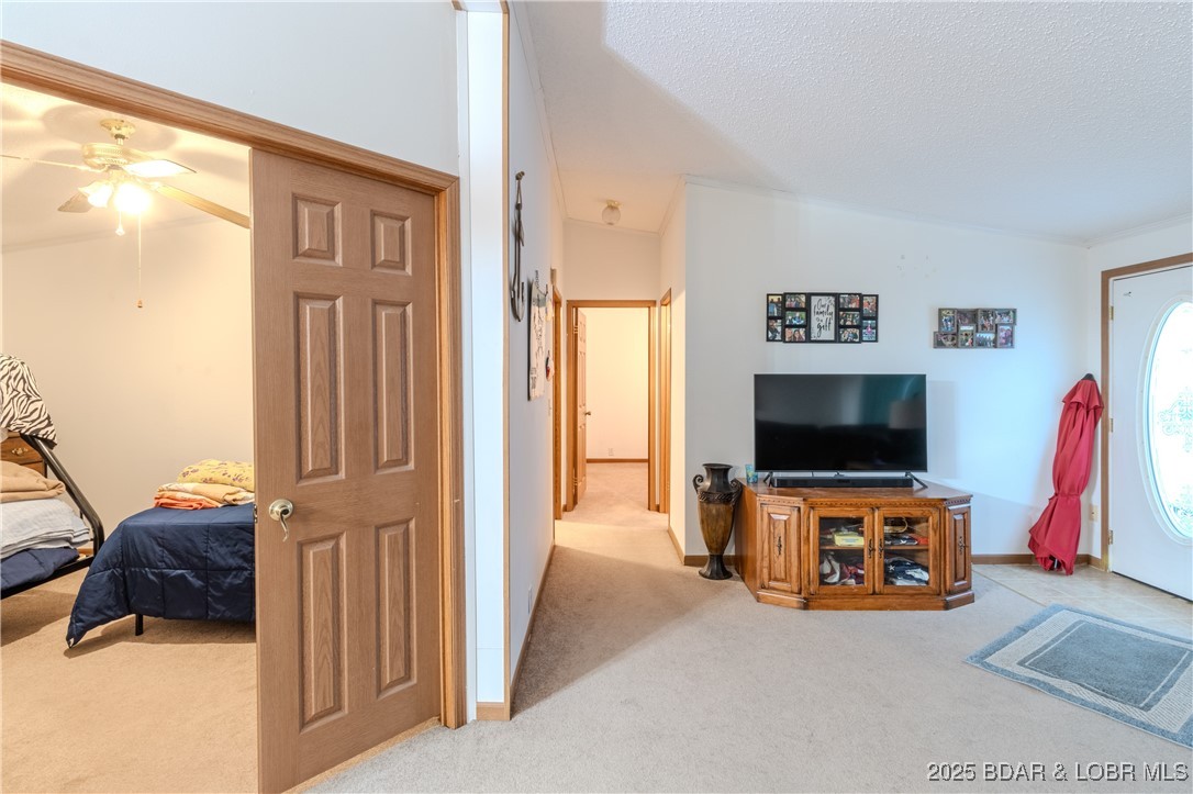 264 Oak Ridge Drive Sunrise Beach, MO 65079 - Photo 7 of 42