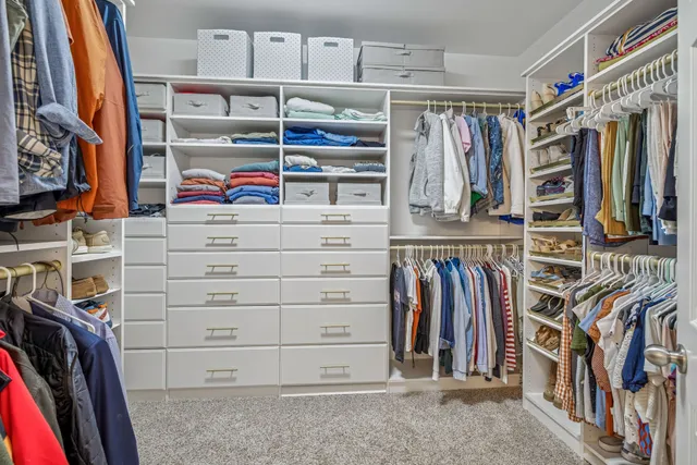 a view of a storage & utility room