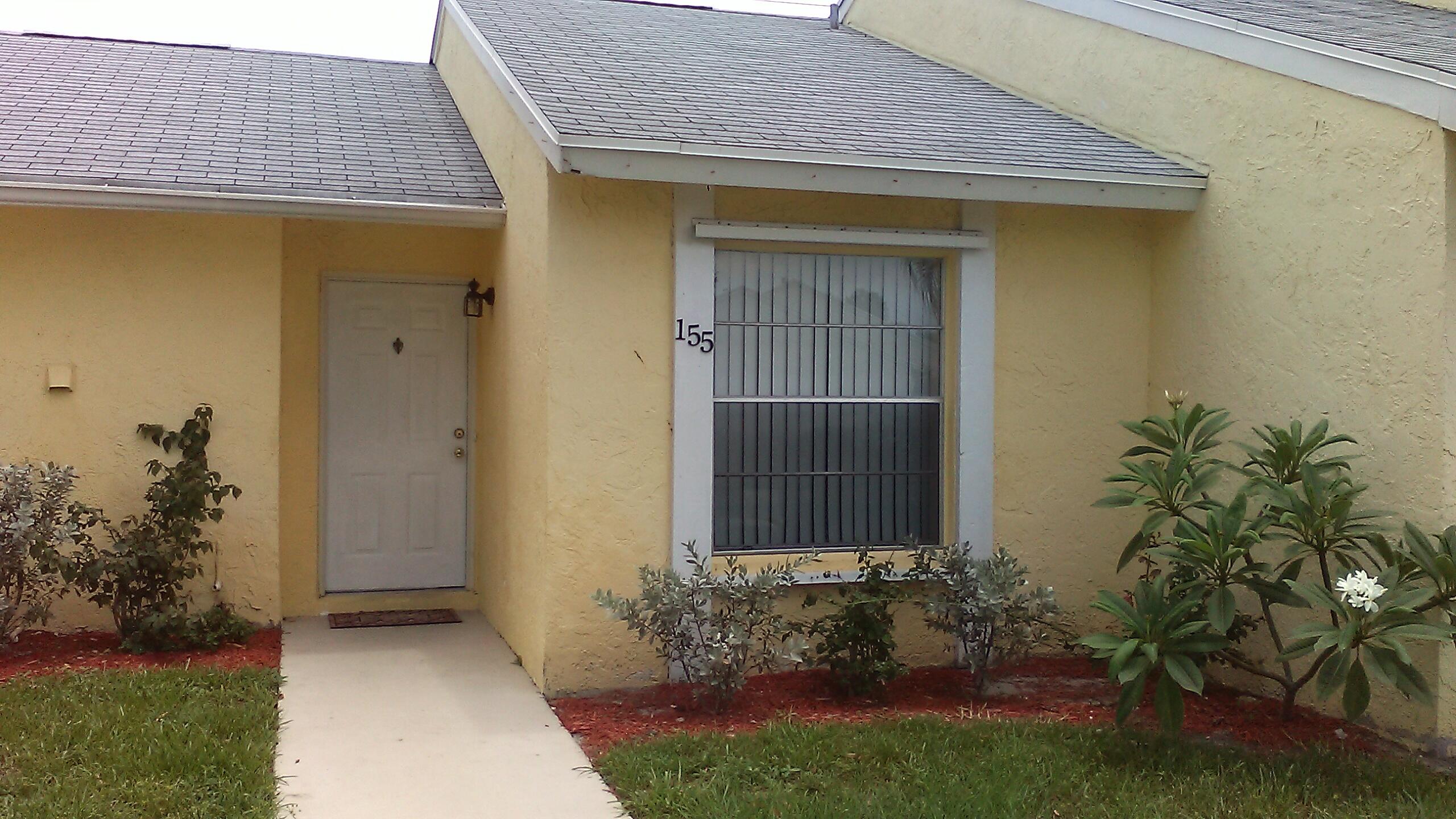 155 Deerfield Drive Jupiter, FL 33458 - Photo 1 of 13 VILLA FRONT