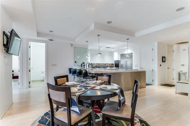 $4,000 | 1505 Elm Street, Unit 1003, Dallas, TX 75201