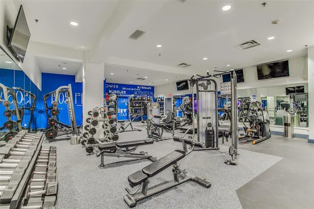 $4,000 | 1505 Elm Street, Unit 1003, Dallas, TX 75201