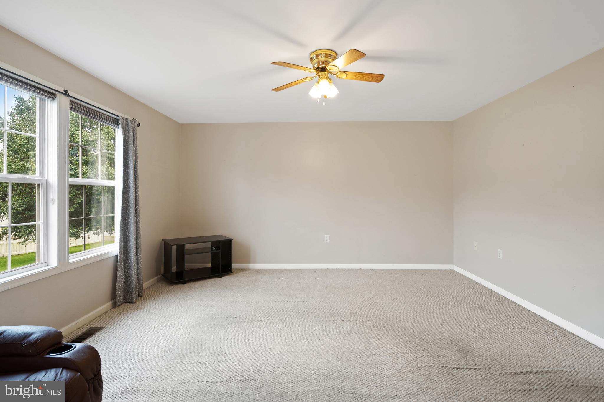 112 Brin Drive Ranson, WV 25438 - Photo 6 of 26 an empty room with a window