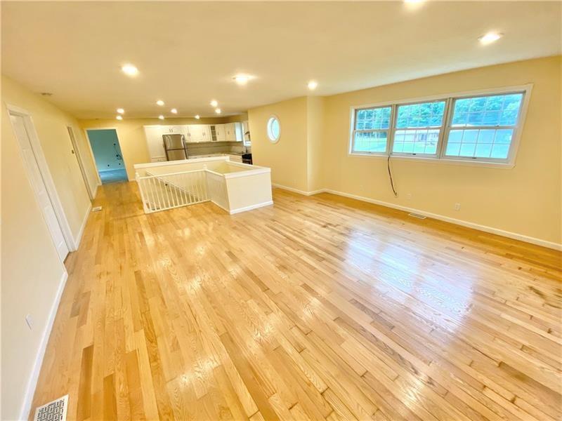 2222 Mercer West Middlesex Road West Middlesex, PA 16159 - Photo 8 of 19