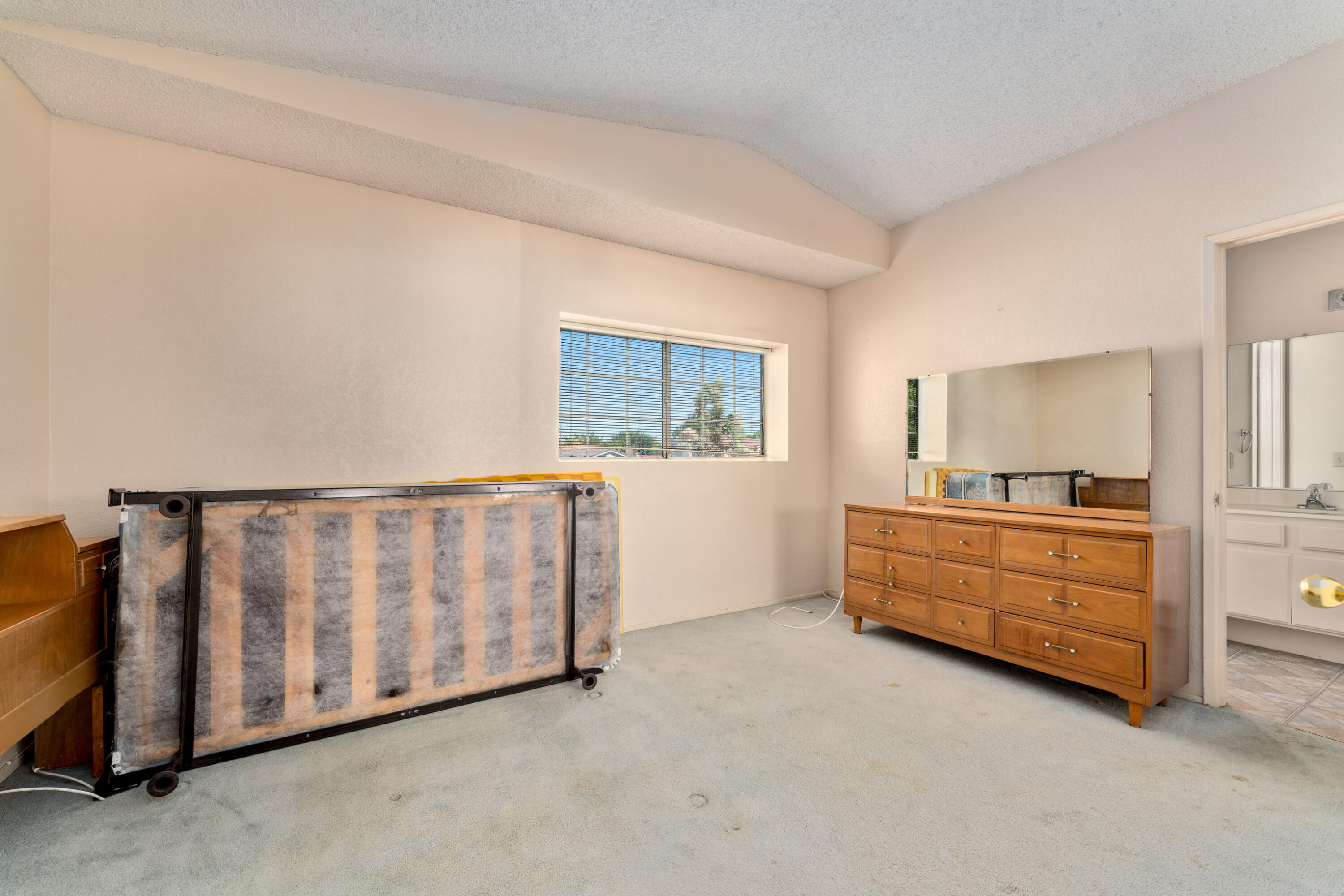 43806 Silver Bow Road Lancaster, CA 93535 - Photo 15 of 32 43806 Silver Bow Rd_-InView-Media-15