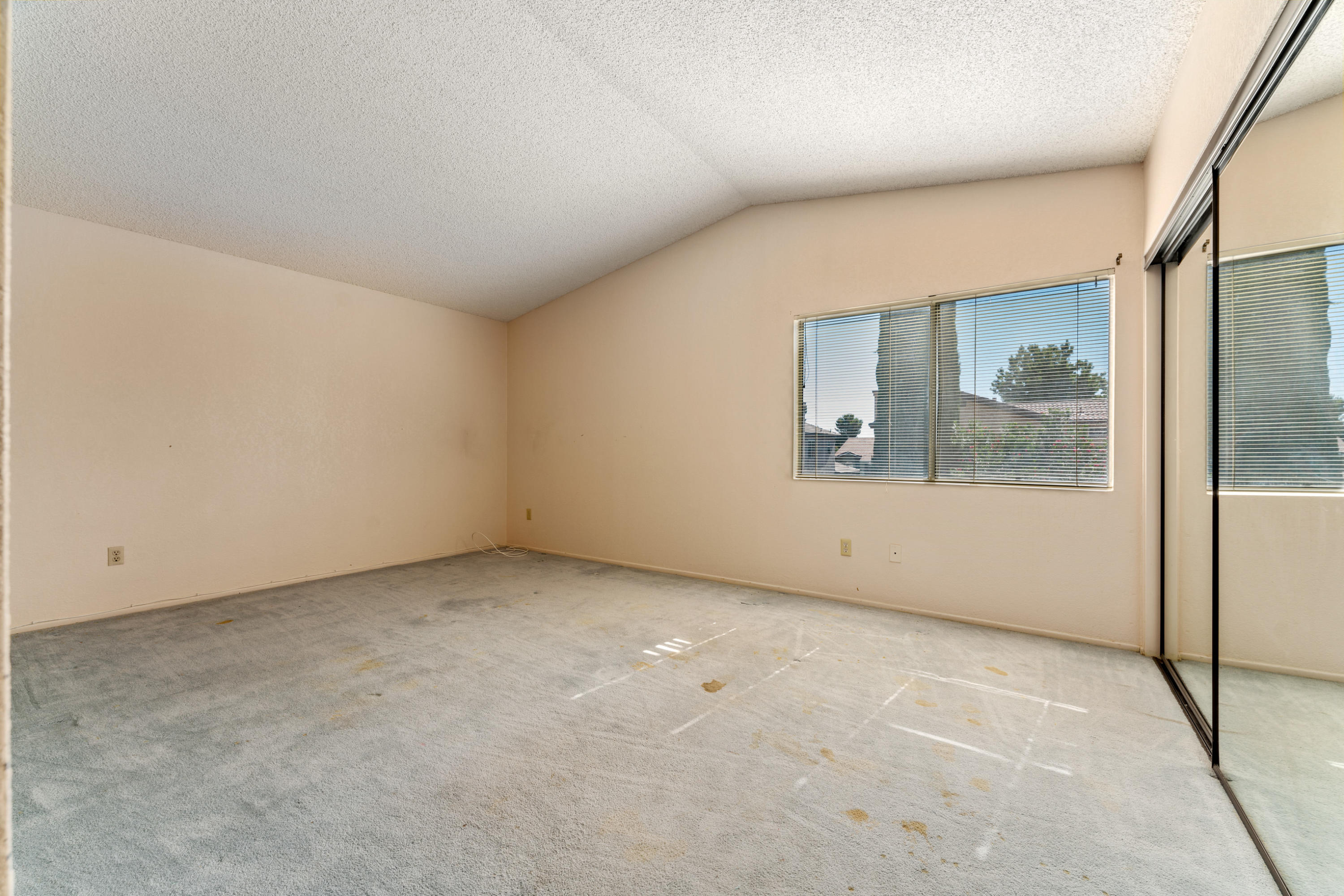 43806 Silver Bow Road Lancaster, CA 93535 - Photo 20 of 32 43806 Silver Bow Rd_-InView-Media-20