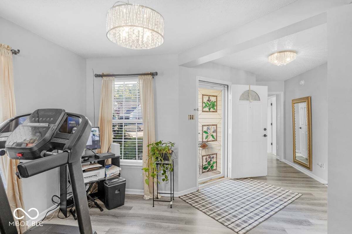 10816 Zimmerman Lane Indianapolis, IN 46231 - Photo 6 of 22