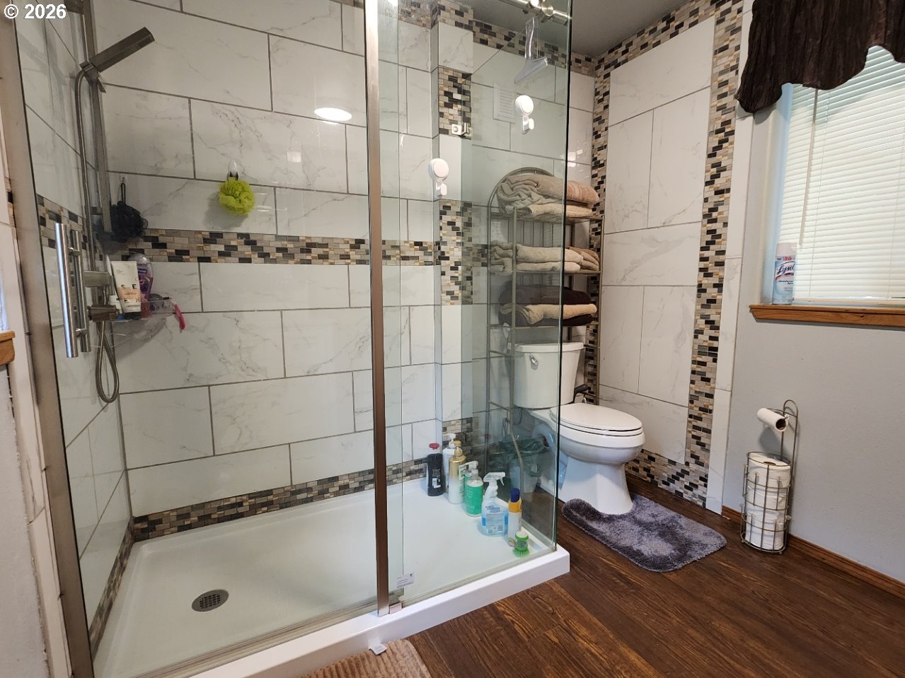 93490 Fir Road Port Orford, OR 97465 - Photo 22 of 47 a bathroom with a tub and toilet